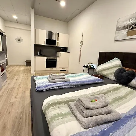 Neu Goldstadt Urban - Schloessle شقة