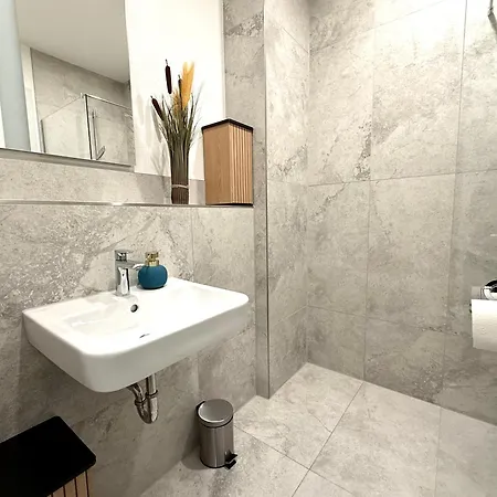 Neu Goldstadt Urban - Schloessle