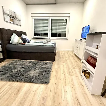 Neu Goldstadt Urban - Schloessle شقة بفورتسهايم