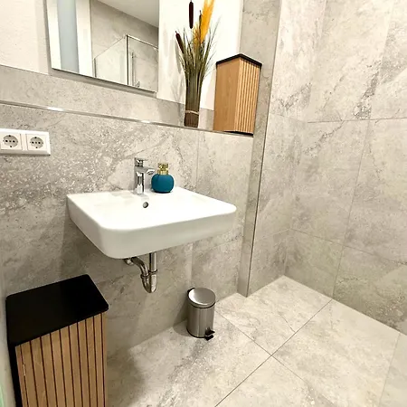 Neu Goldstadt Urban - Schloessle *