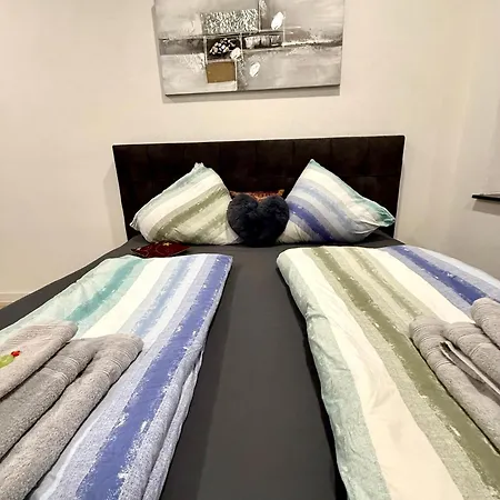 Neu Goldstadt Urban - Schloessle شقة