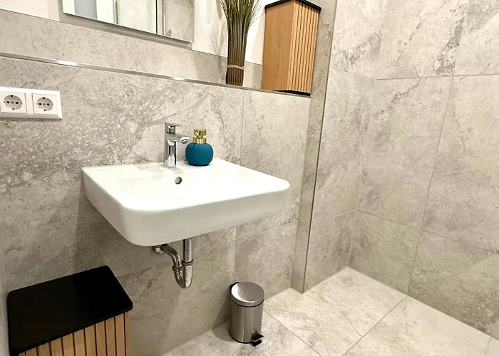 Neu Goldstadt Urban - Schloessle *